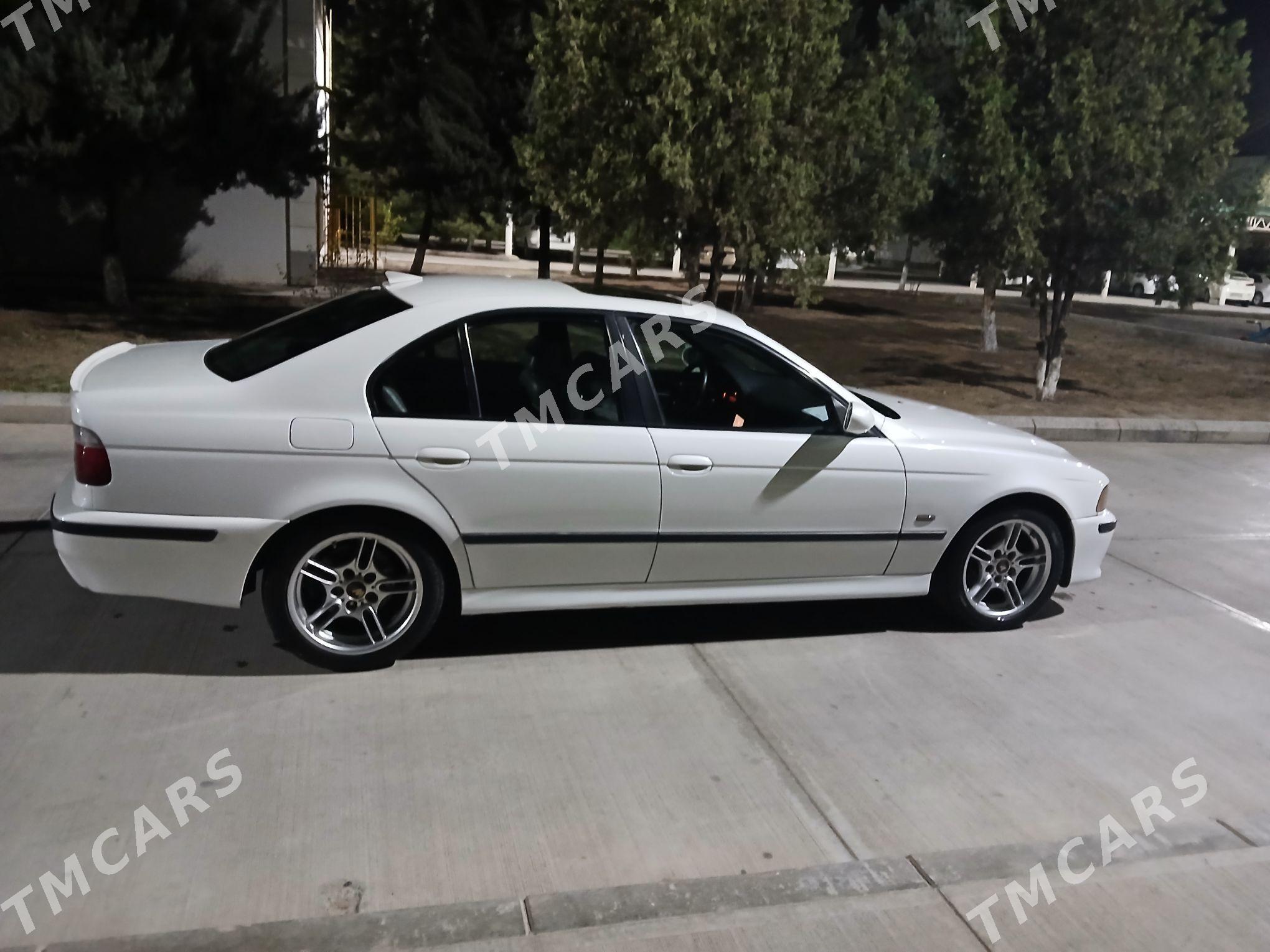 BMW E39 2002 - 135 000 TMT - Ашхабад - img 2