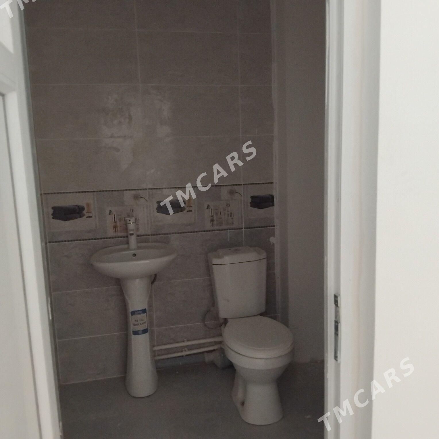 Элитка Рысгал 4этаж 2ком 134м² - Daşoguz - img 5