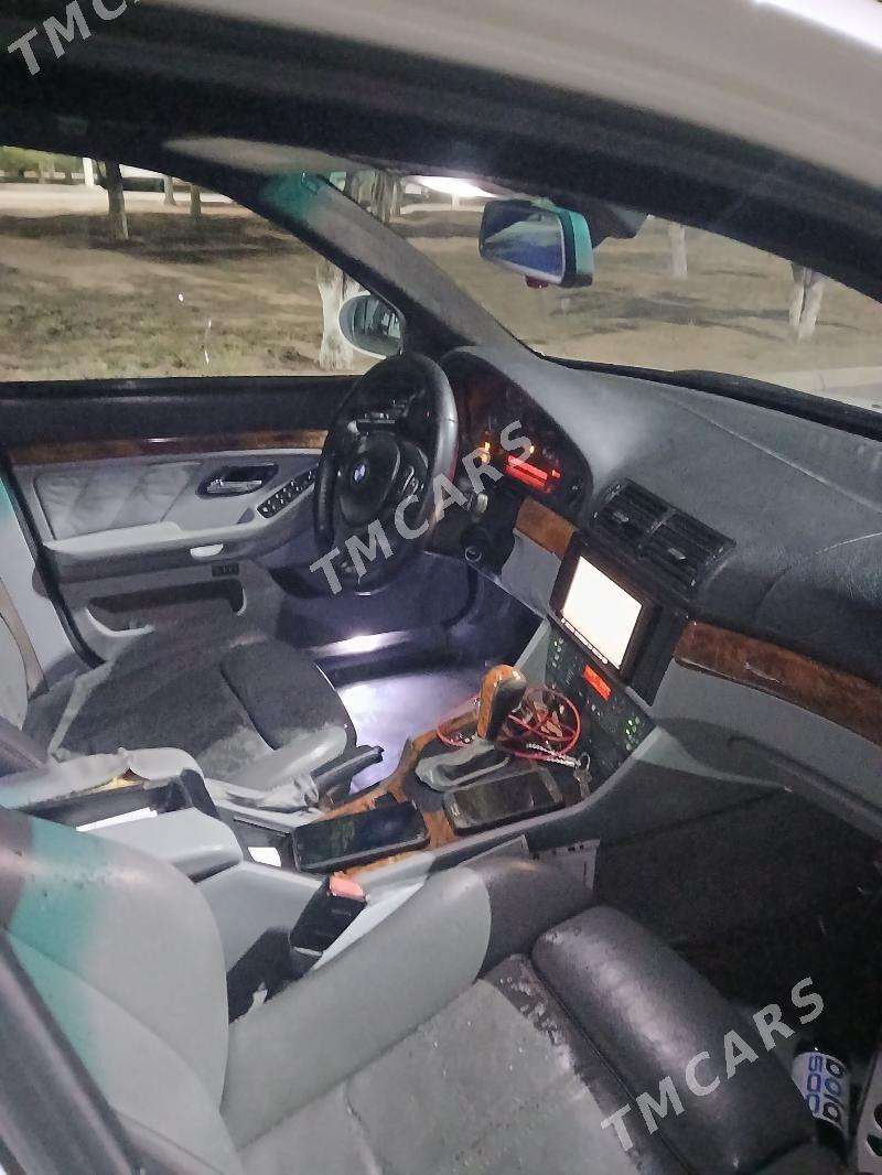 BMW E39 2002 - 135 000 TMT - Ашхабад - img 3