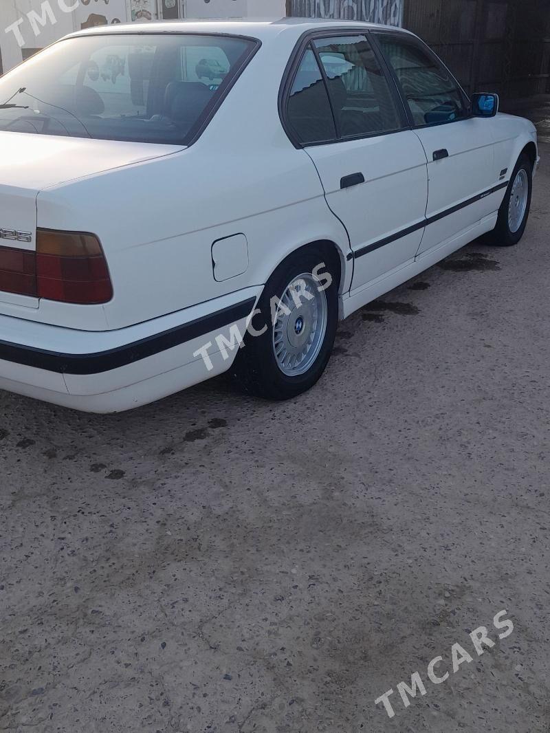 BMW 5 Series 1996 - 65 000 TMT - Мары - img 6