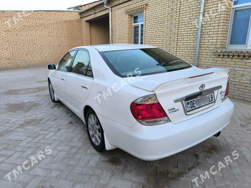 Toyota Camry 2006 - 156 000 TMT - Halaç - img 2