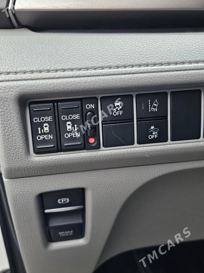 Honda Odyssey 2018 - 360 000 TMT - Mary - img 7