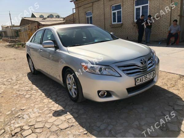 Toyota Camry 2010 - 170 000 TMT - Туркменабат - img 2