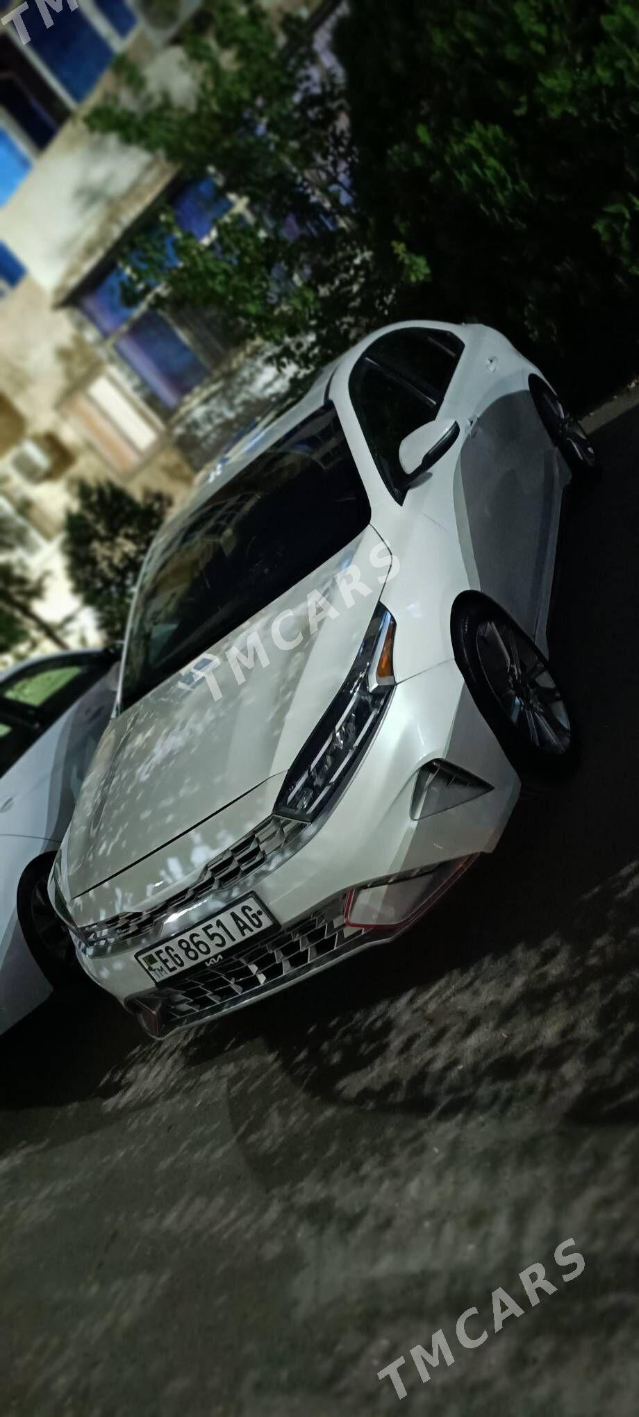 Kia Forte 2022 - 235 000 TMT - Ашхабад - img 3