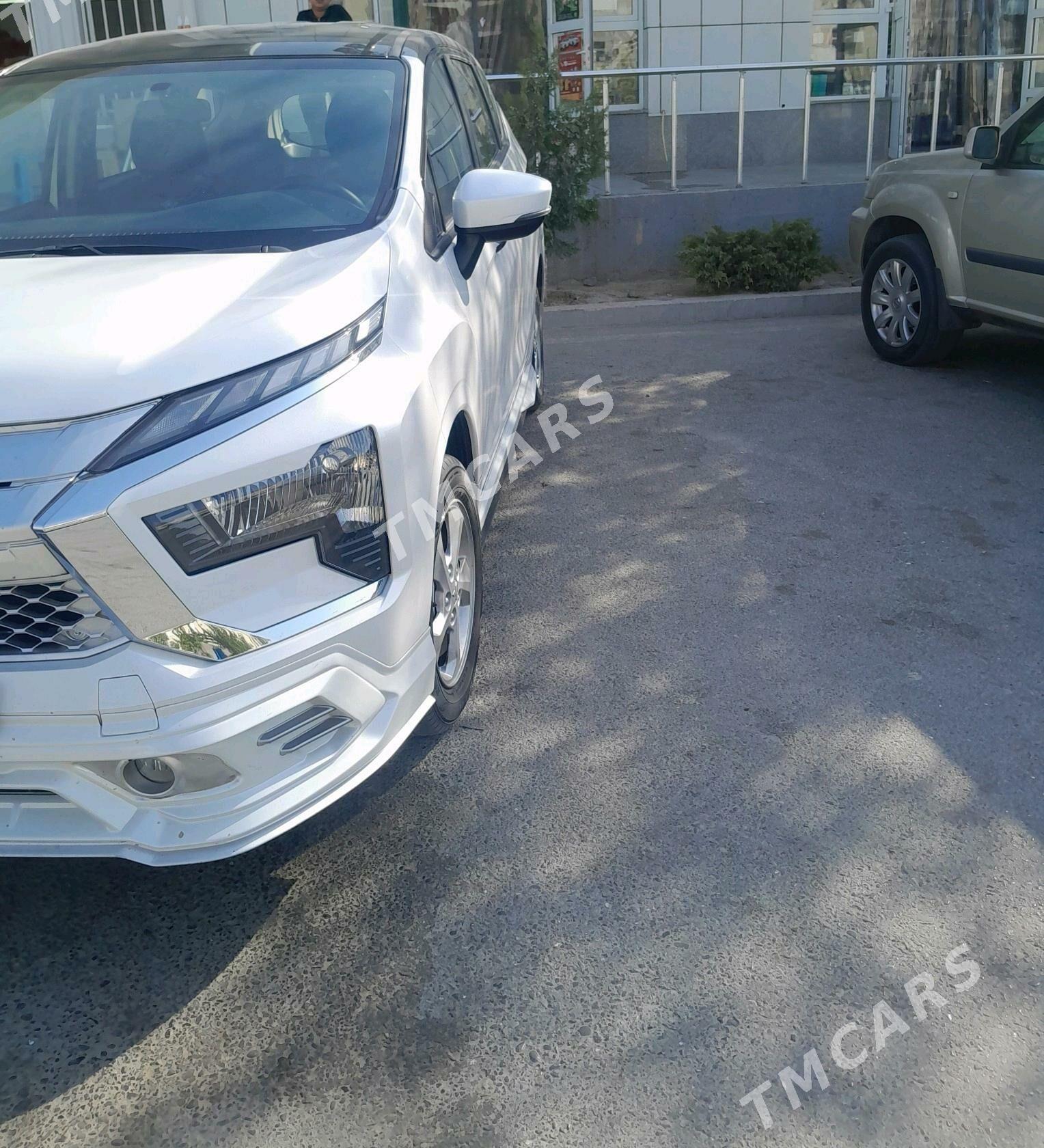 Mitsubishi Xpander 2024 - 330 000 TMT - Бузмеин - img 5