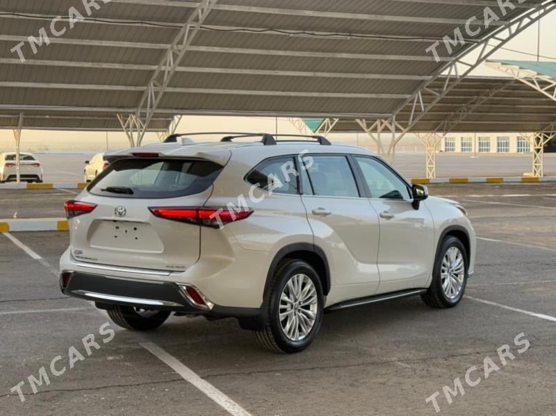 Toyota Highlander 2021 - 648 000 TMT - Ашхабад - img 10