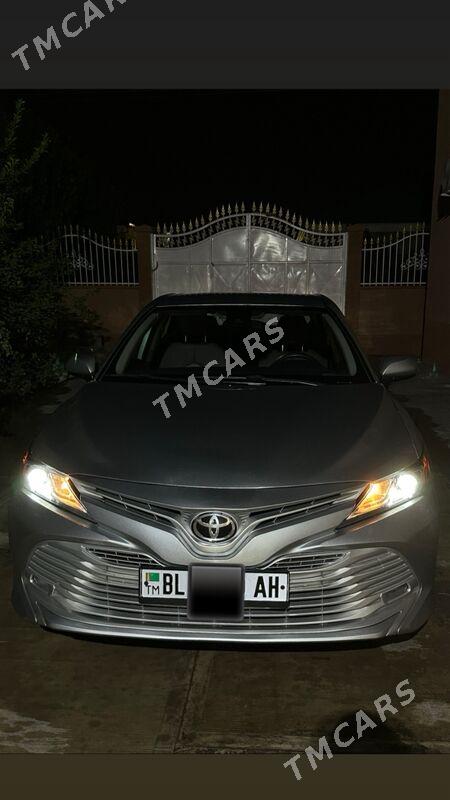 Toyota Camry 2018 - 300 000 TMT - Aşgabat - img 3