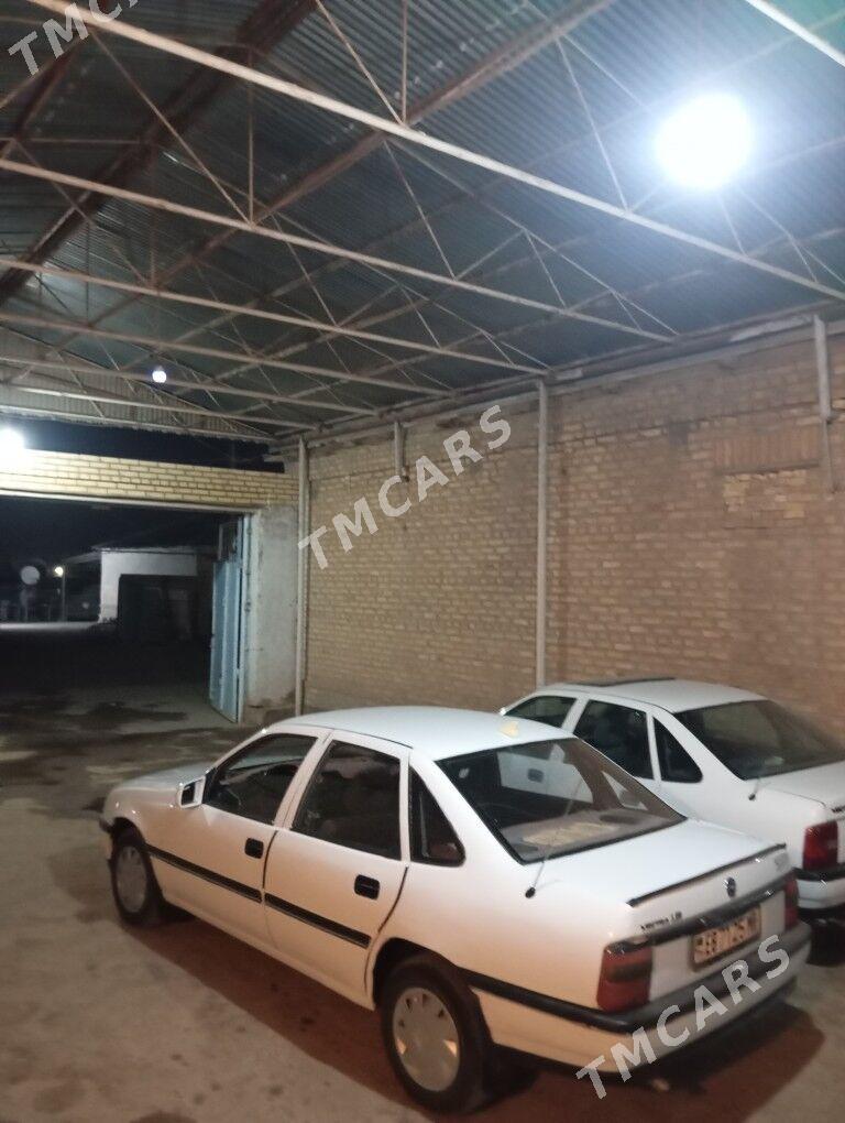 Opel Vectra 1991 - 20 000 TMT - Mary - img 3