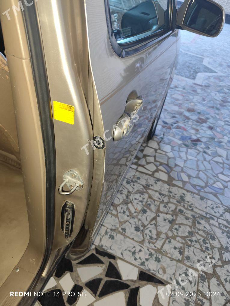 Toyota Sienna 2000 - 145 000 TMT - Туркменабат - img 4