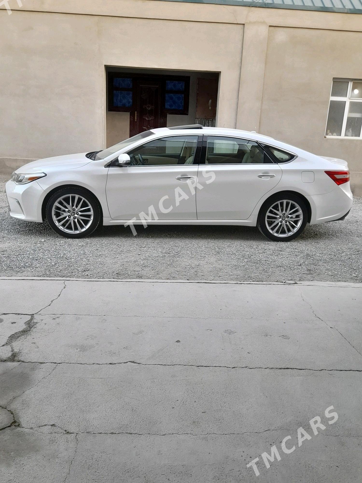 Toyota Avalon 2018 - 400 000 TMT - Bäherden - img 3