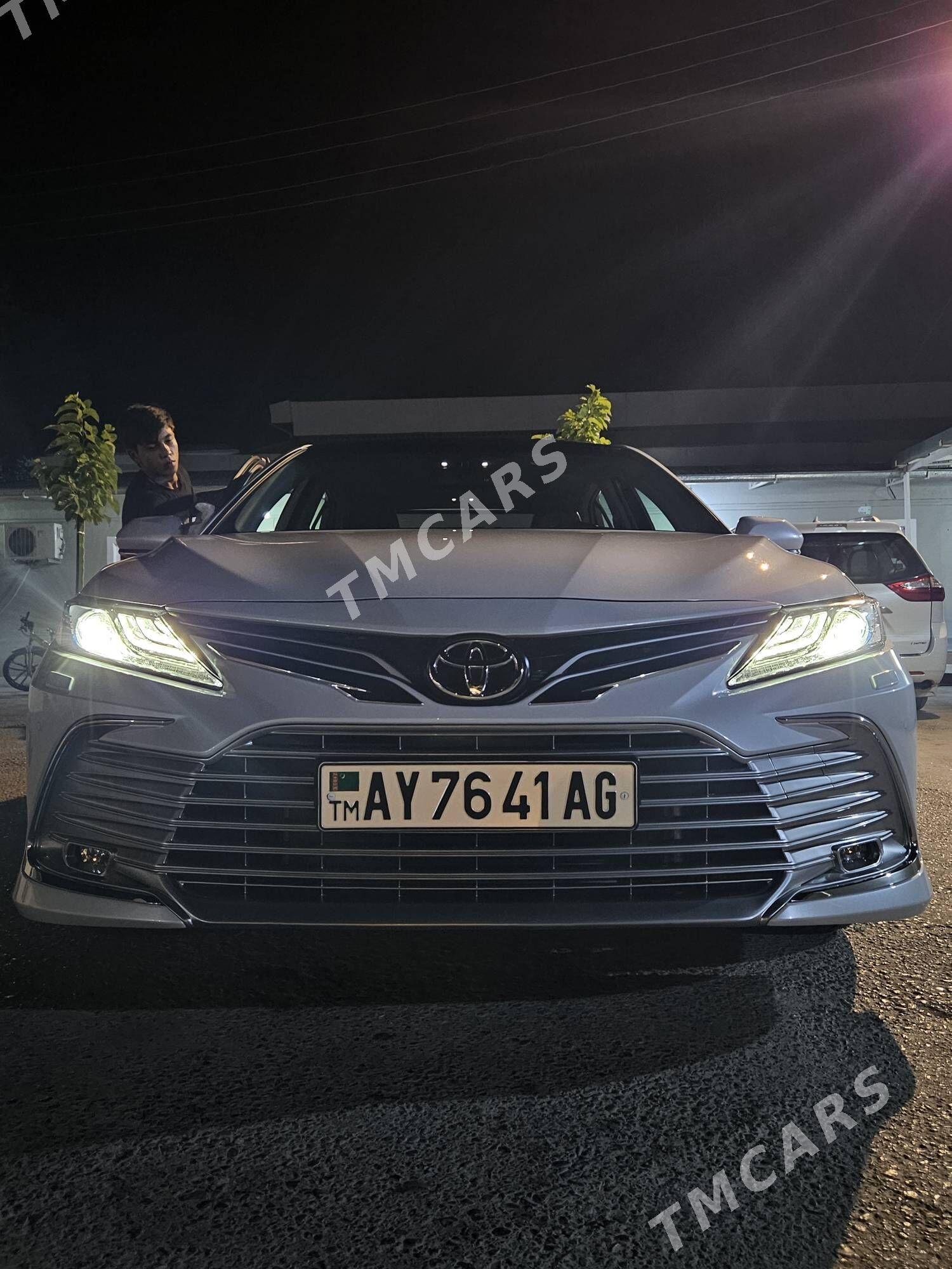 Toyota Camry 2024 - 780 000 TMT - Büzmeýin - img 3