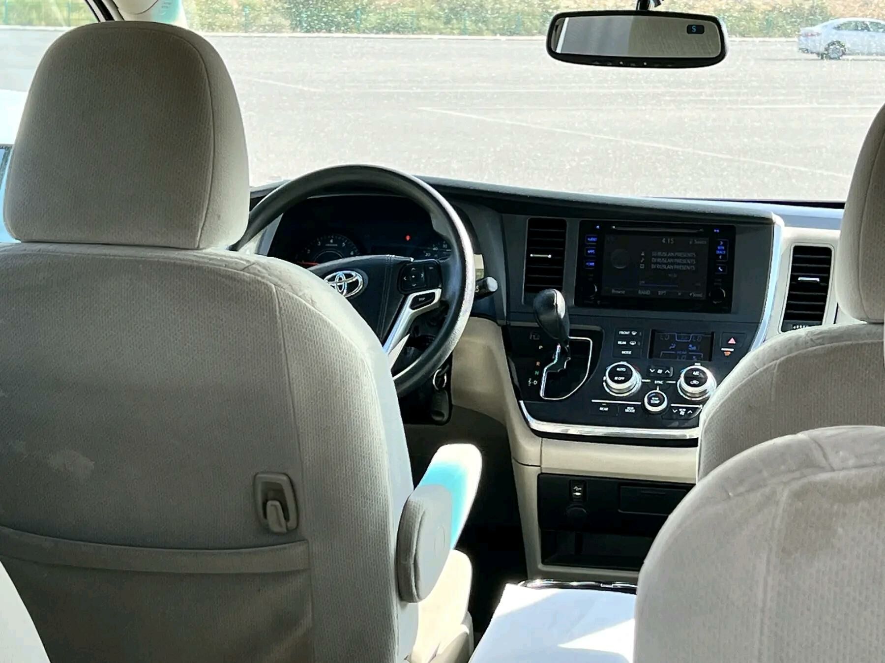 Toyota Sienna 2015 - 310 000 TMT - "Алтын Асыр" Гундогар базары ( Толкучка) - img 8