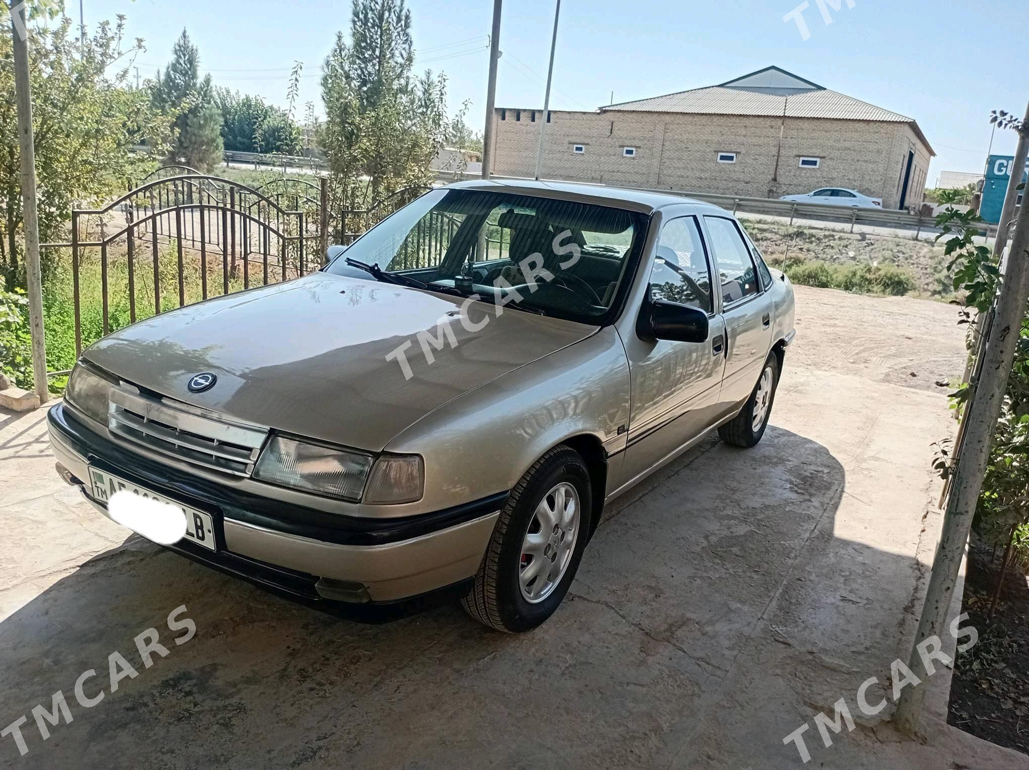 Opel Vectra 1991 - 28 000 TMT - Фарап - img 3