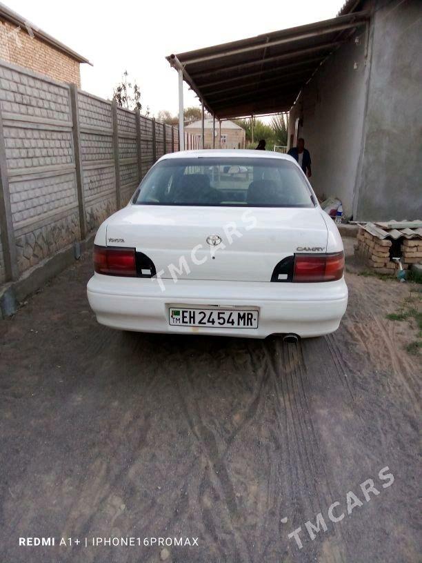 Toyota Camry 1991 - 50 000 TMT - Мары - img 3