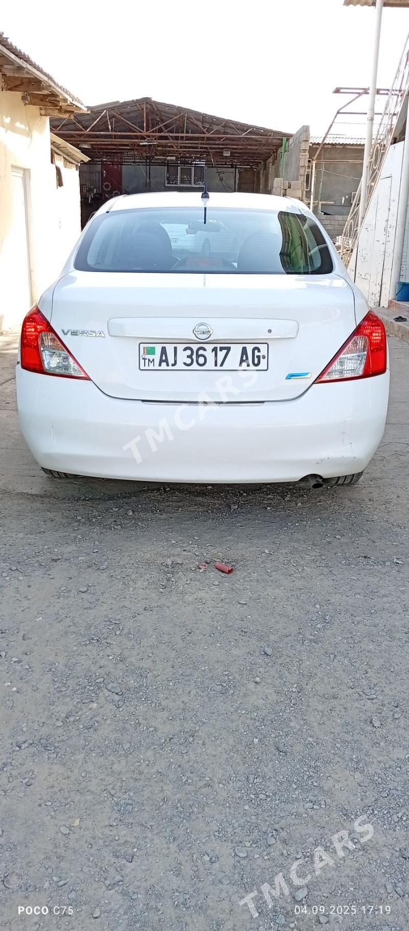 Nissan Versa 2013 - 120 000 TMT - Aşgabat - img 3