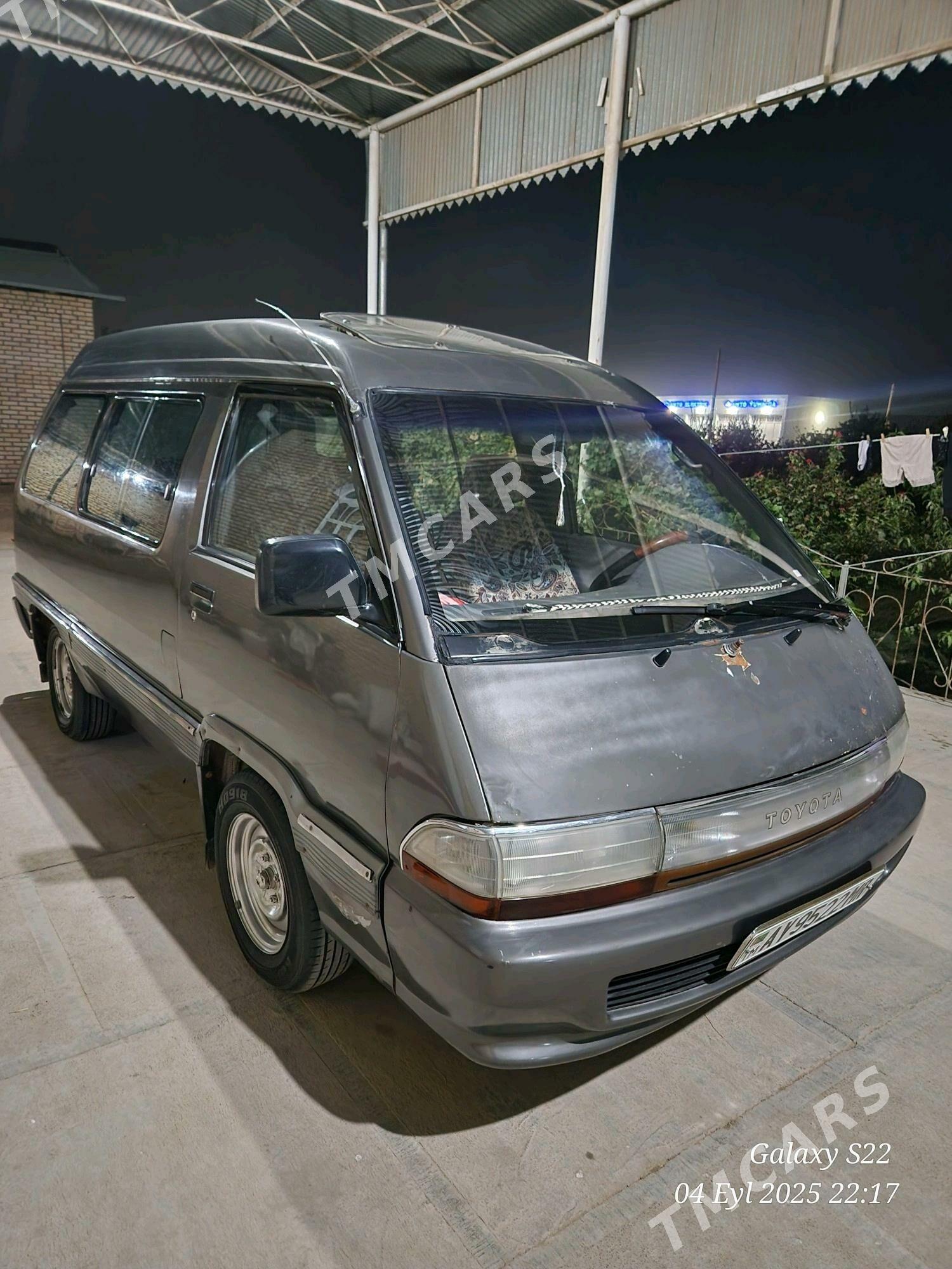 Toyota Town Ace 1991 - 25 000 TMT - Mary - img 2