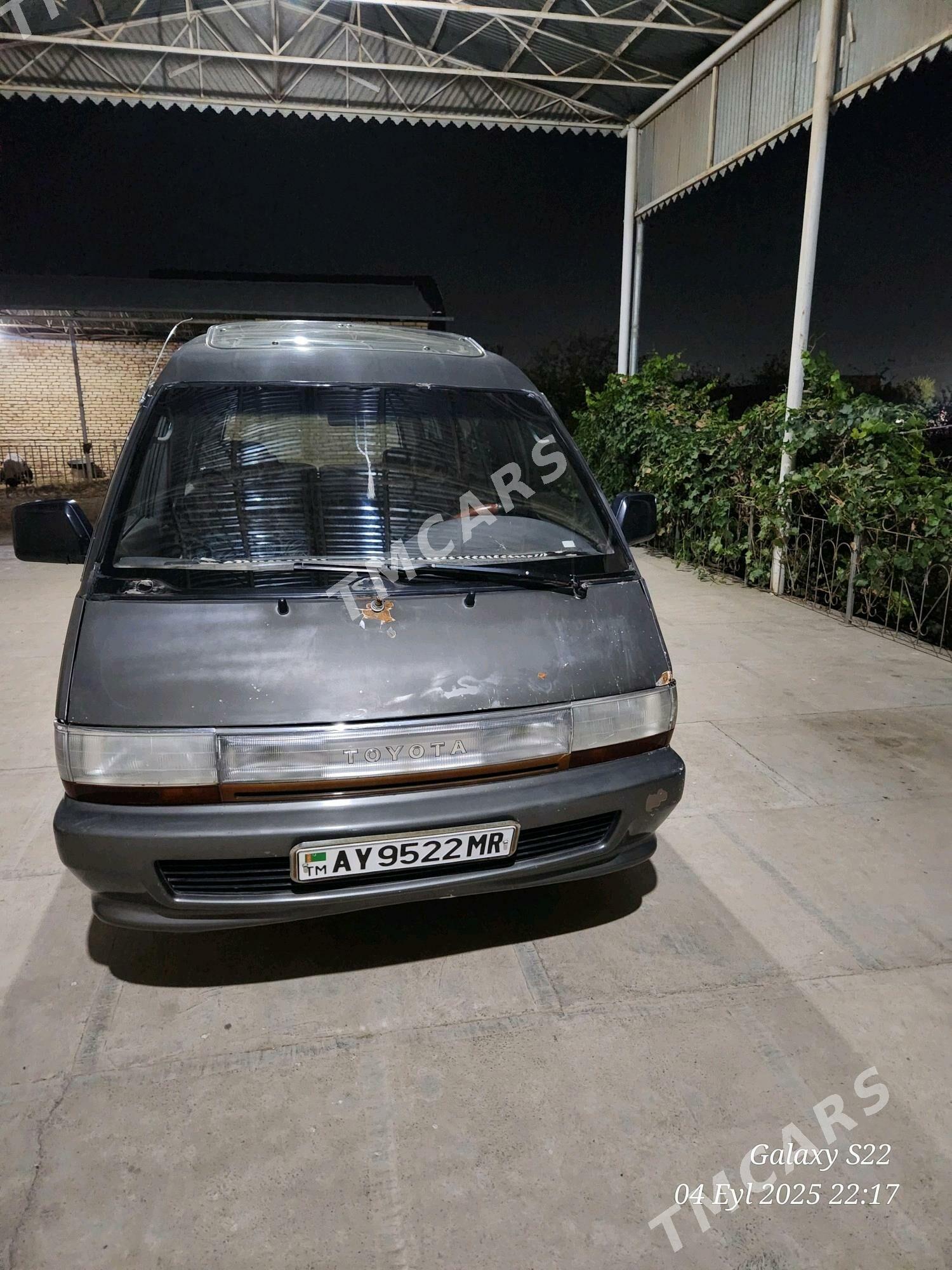 Toyota Town Ace 1991 - 25 000 TMT - Mary - img 3