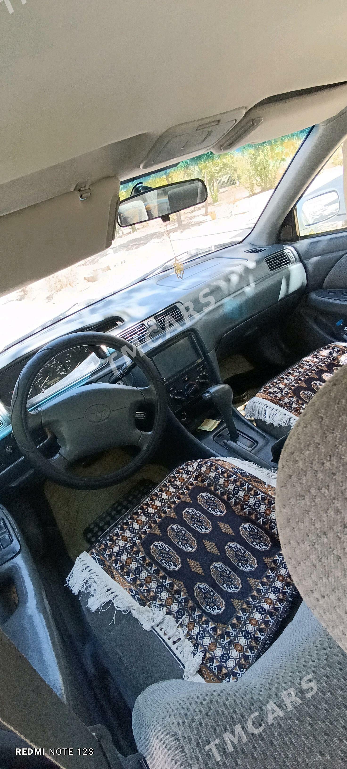 Toyota Camry 2000 - 133 000 TMT - Теджен - img 3