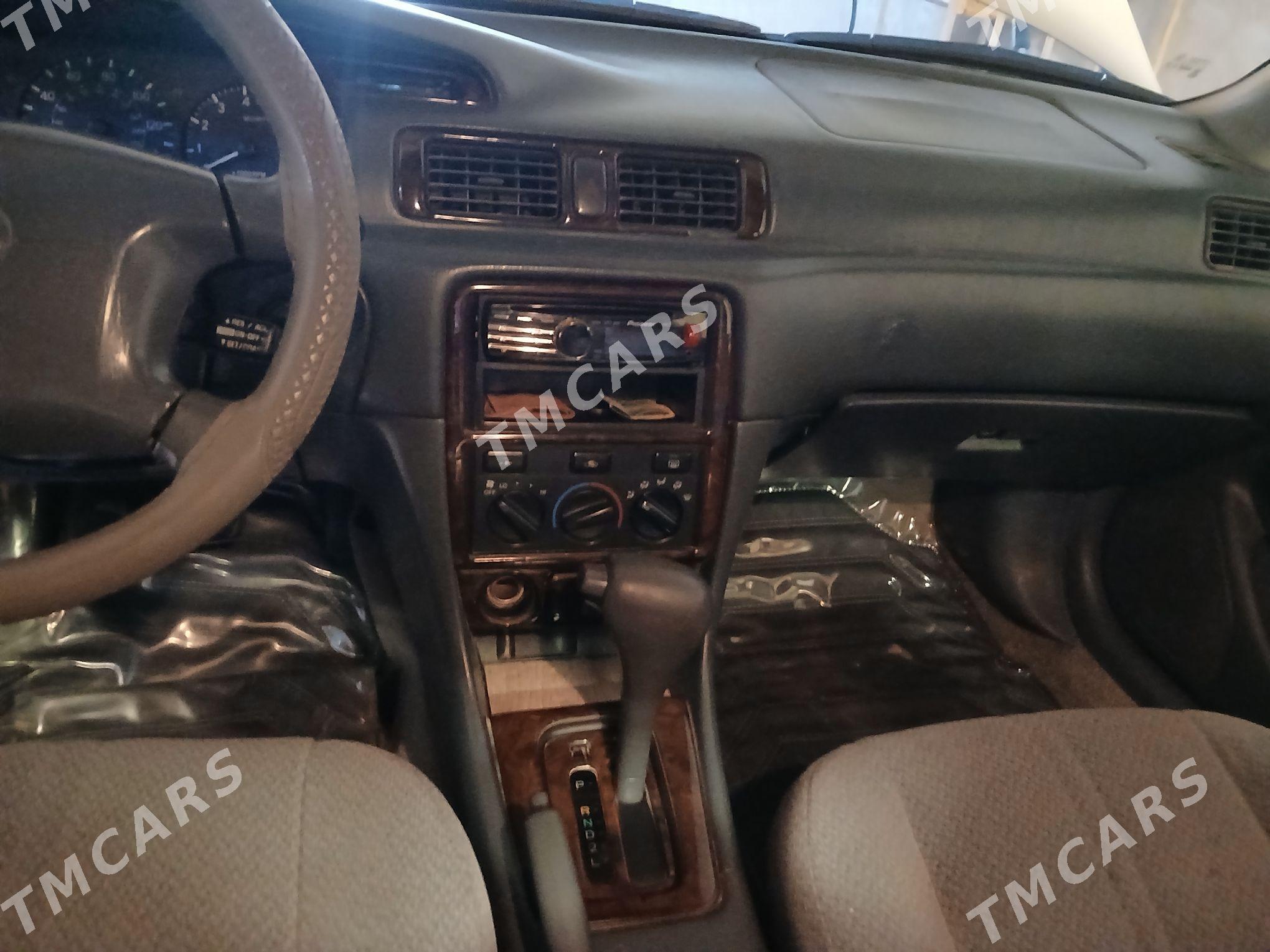 Toyota Camry 2000 - 130 000 TMT - Akdepe - img 4