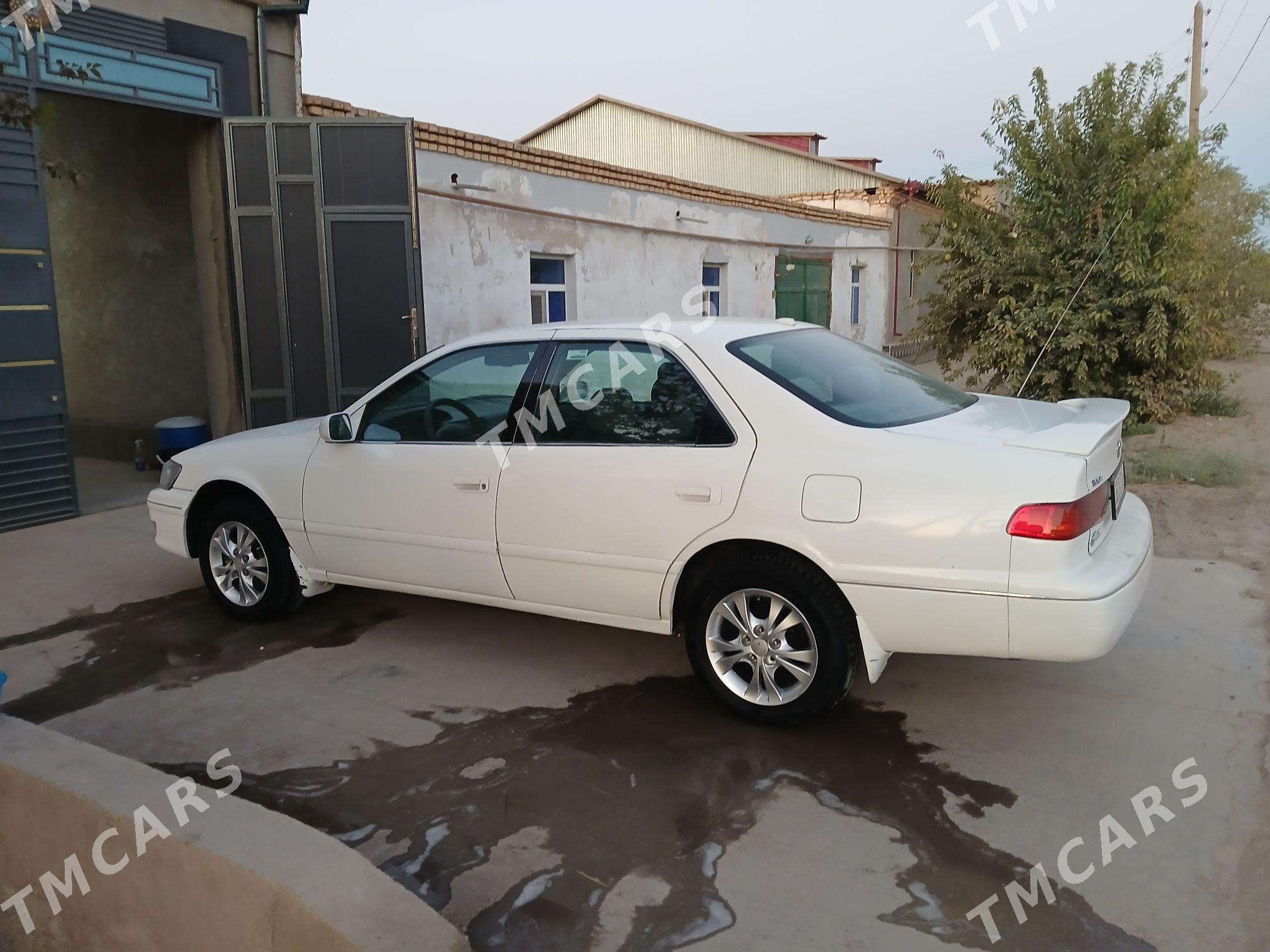 Toyota Camry 2000 - 130 000 TMT - Akdepe - img 6