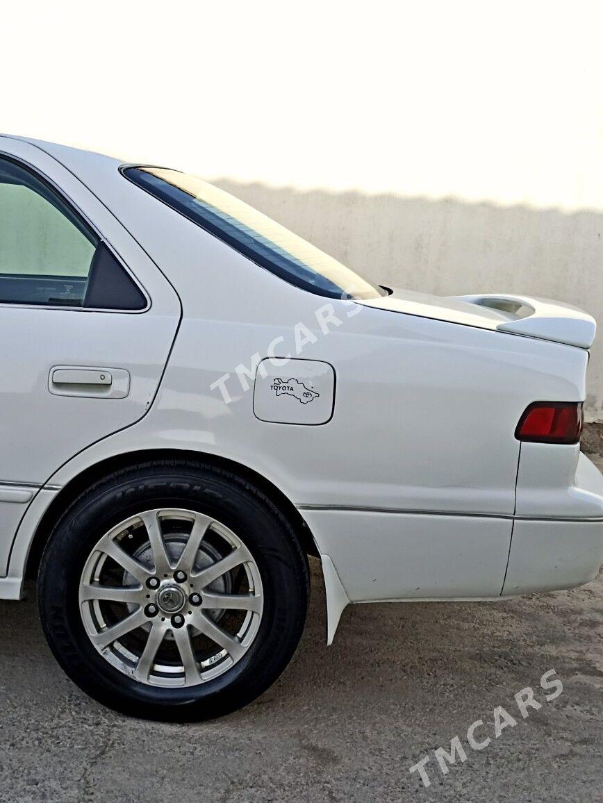 Toyota Camry 1997 - 110 000 TMT - Теджен - img 2