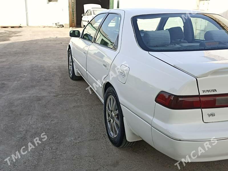 Toyota Camry 1997 - 110 000 TMT - Теджен - img 6