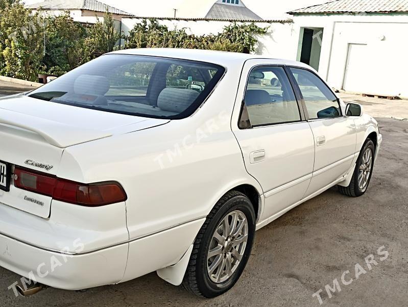 Toyota Camry 1997 - 110 000 TMT - Теджен - img 7