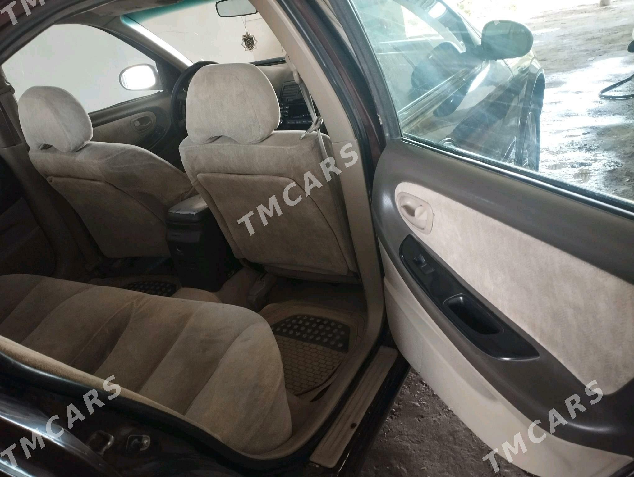 Nissan Maxima 2000 - 50 000 TMT - Saýat - img 10