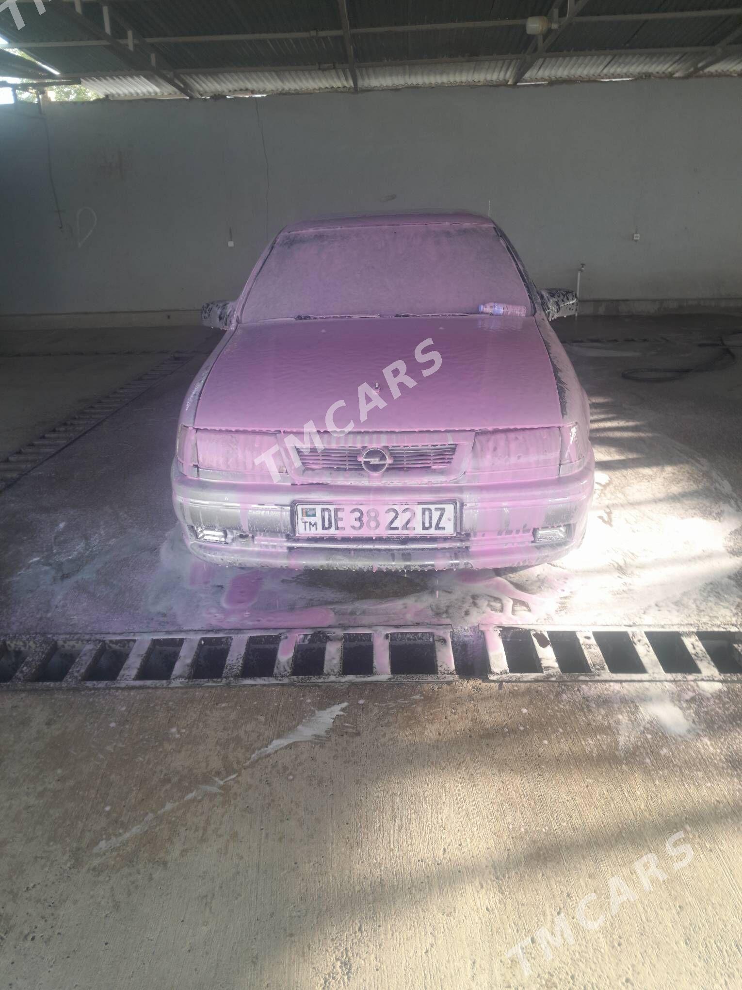 Opel Vectra 1993 - 28 000 TMT - Гарадамак - img 8