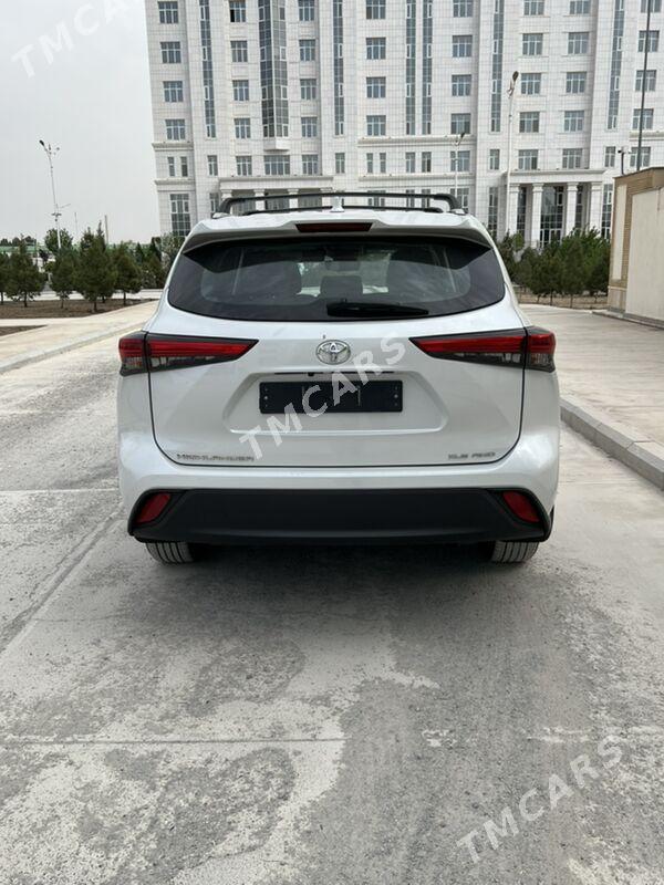 Toyota Highlander 2022 - 700 000 TMT - Ашхабад - img 2