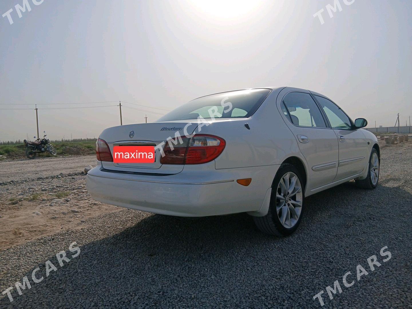 Nissan Maxima 2000 - 70 000 TMT - Гёкдже - img 1