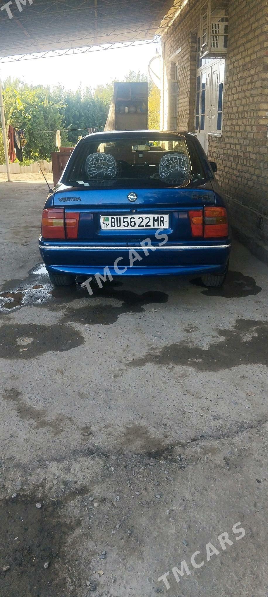 Opel Vectra 1995 - 35 000 TMT - Сакарчага - img 3