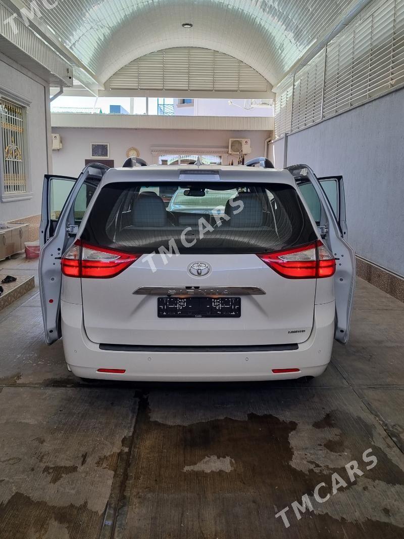 Toyota Sienna 2018 - 640 000 TMT - Ашхабад - img 1
