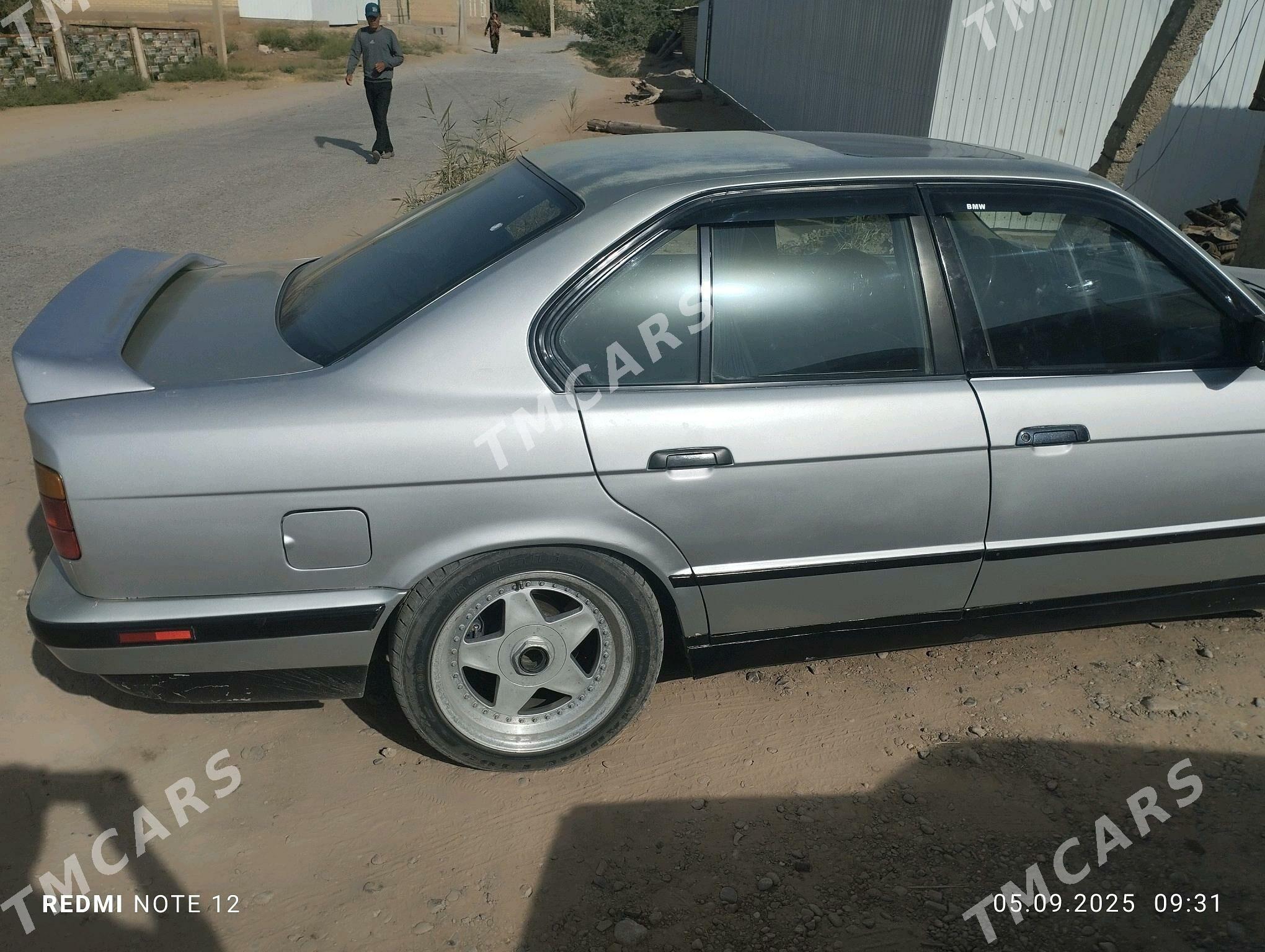 BMW 525 1995 - 70 000 TMT - Мары - img 1