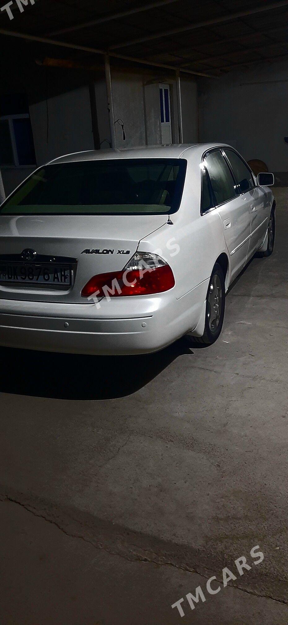 Toyota Avalon 2003 - 235 000 TMT - Кака - img 1