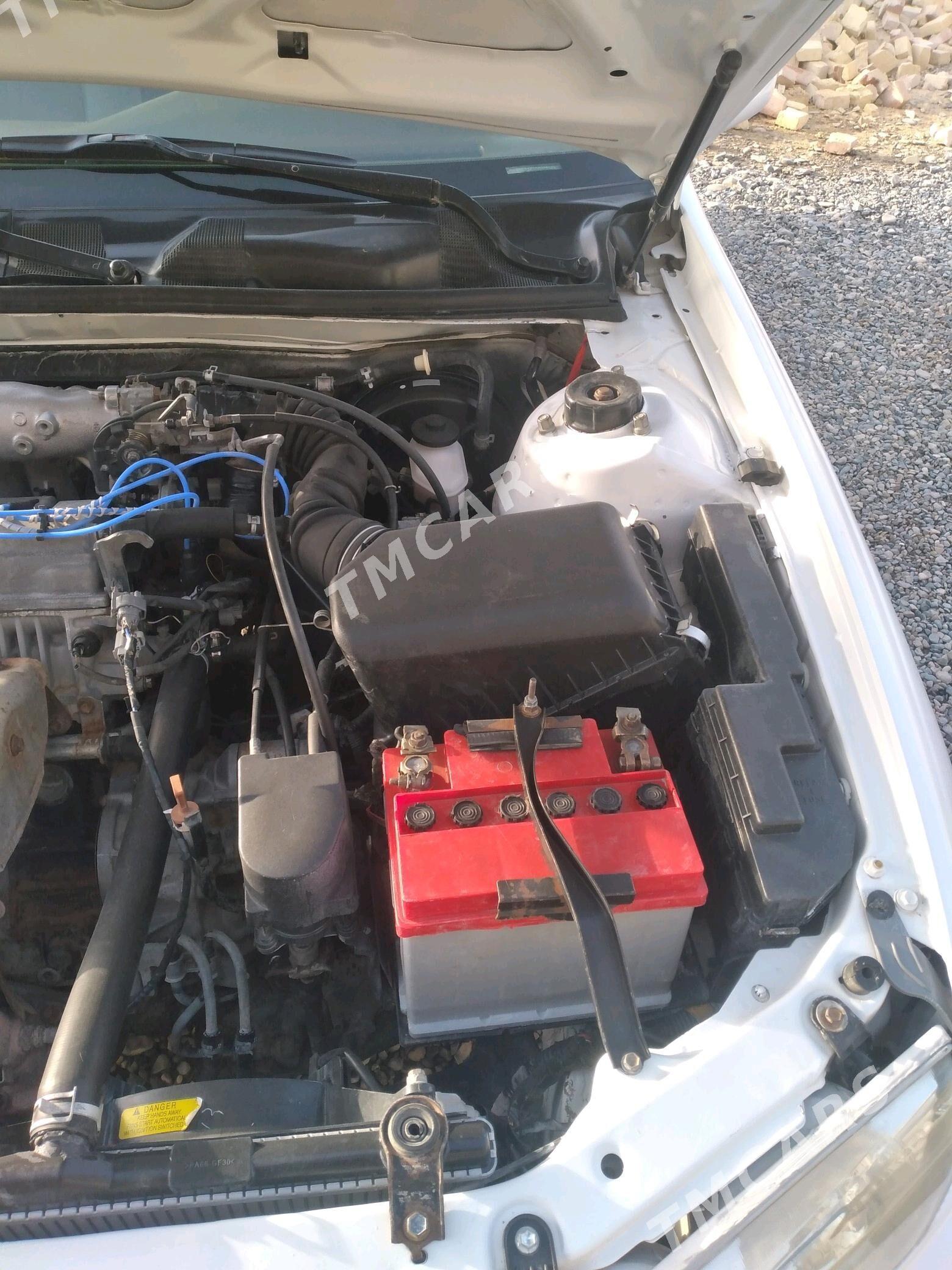 Toyota Camry 2000 - 130 000 TMT - Теджен - img 5
