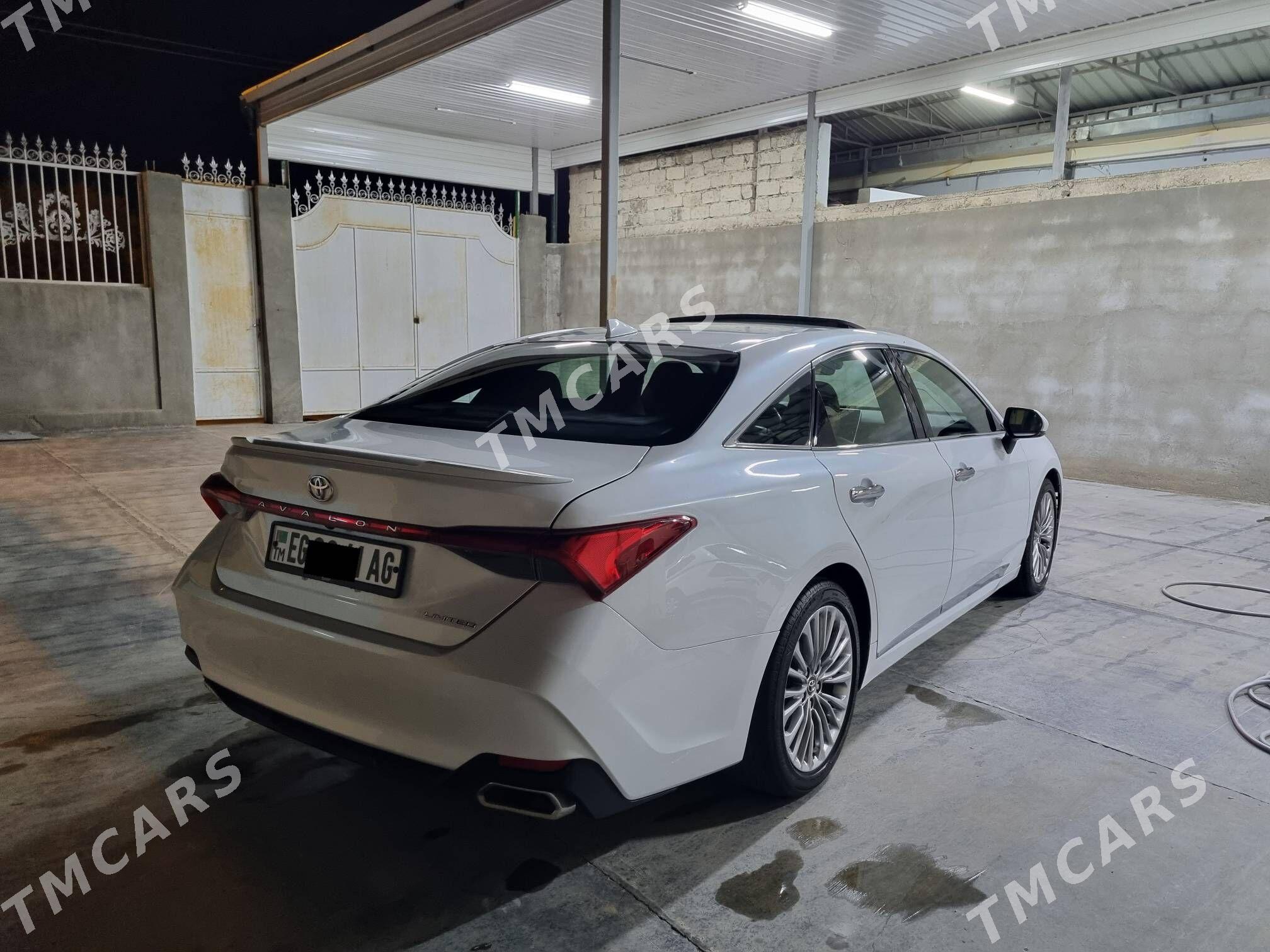 Toyota Avalon 2019 - 440 000 TMT - Aşgabat - img 4
