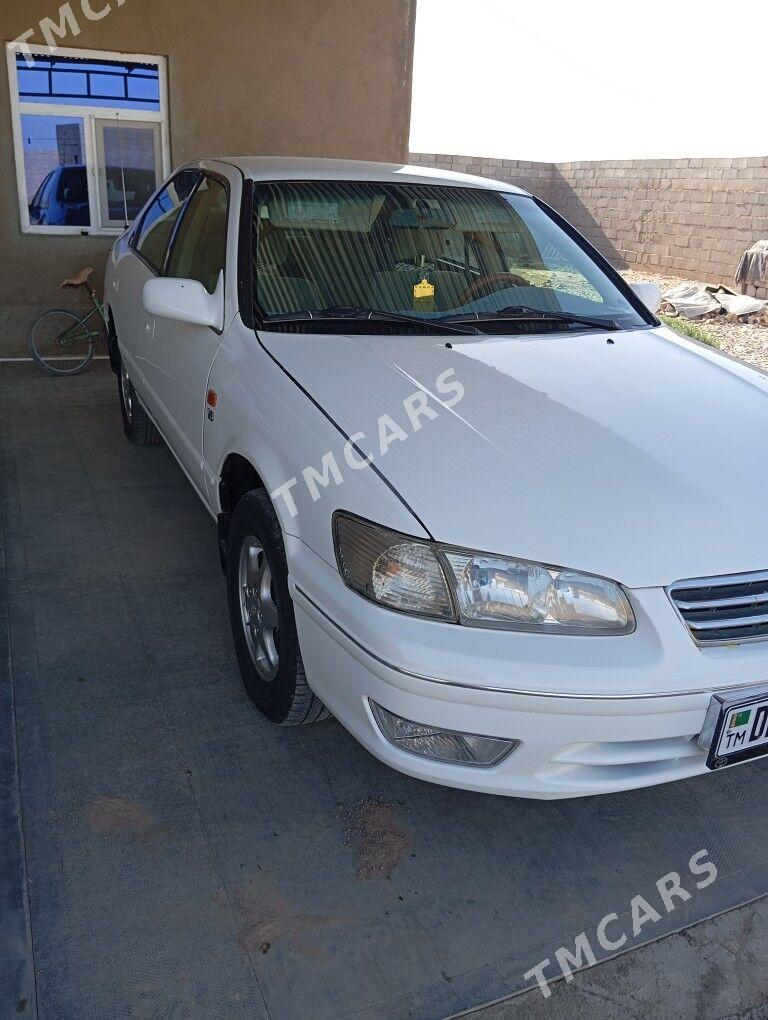Toyota Camry 1999 - 106 000 TMT - Sarahs - img 2
