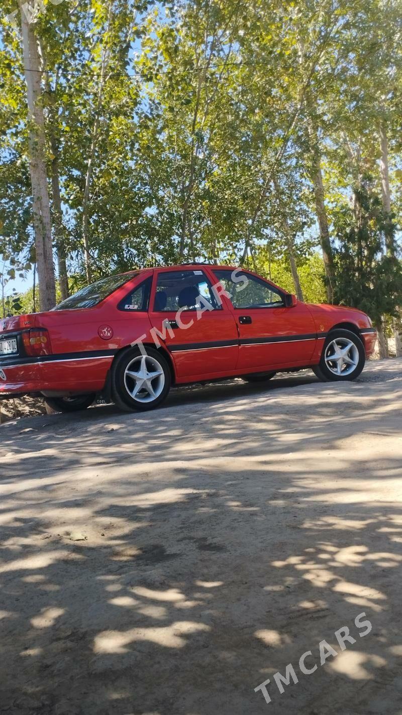 Opel Vectra 1993 - 39 000 TMT - Губадаг - img 6