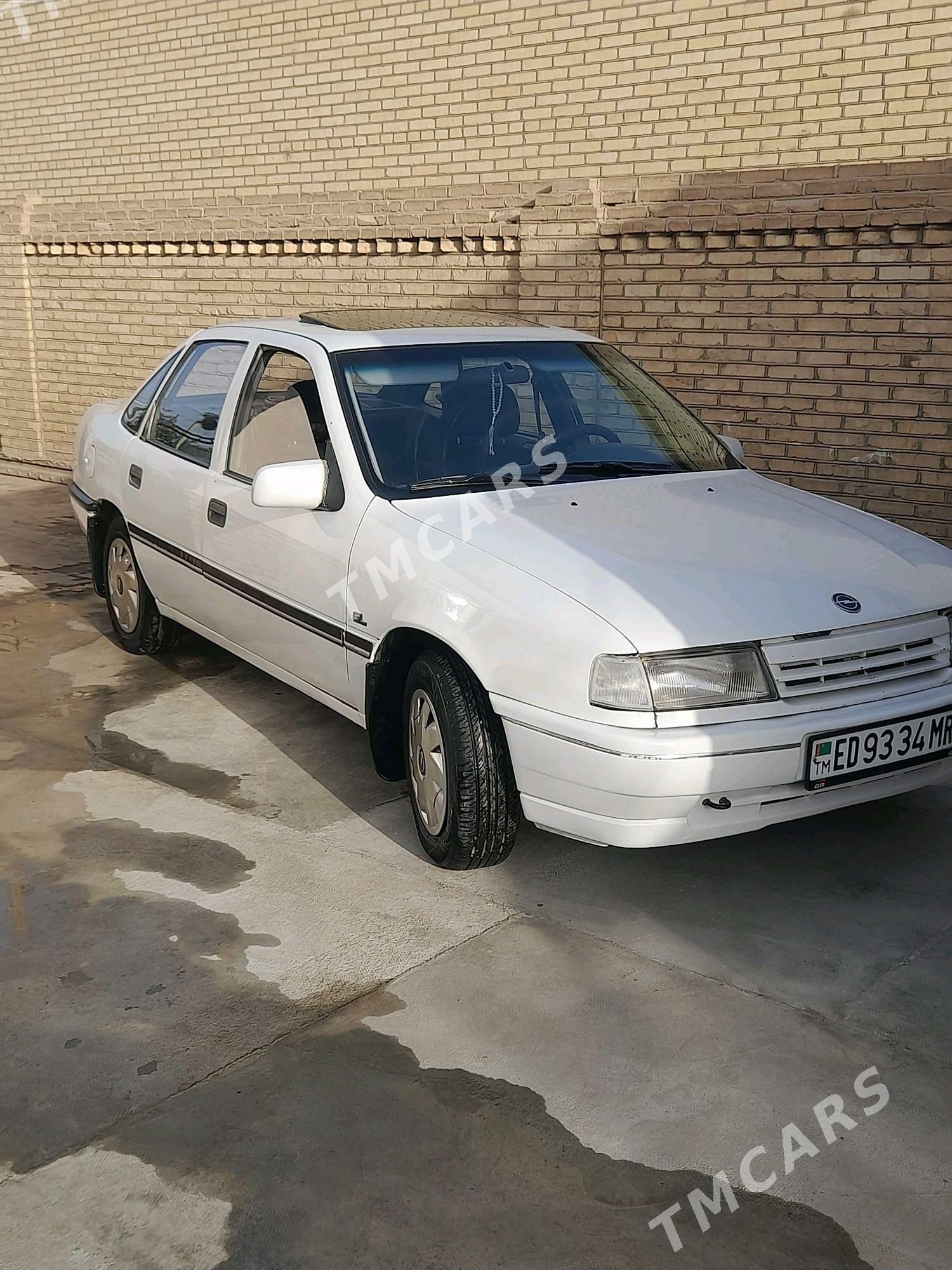 Opel Vectra 1991 - 34 000 TMT - Mary - img 2