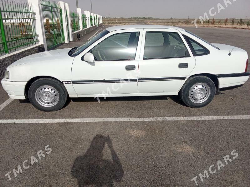 Opel Vectra 1995 - 24 000 TMT - Sarahs - img 3