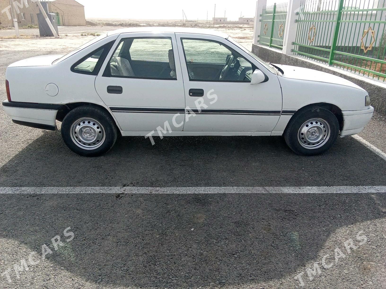 Opel Vectra 1995 - 24 000 TMT - Sarahs - img 2