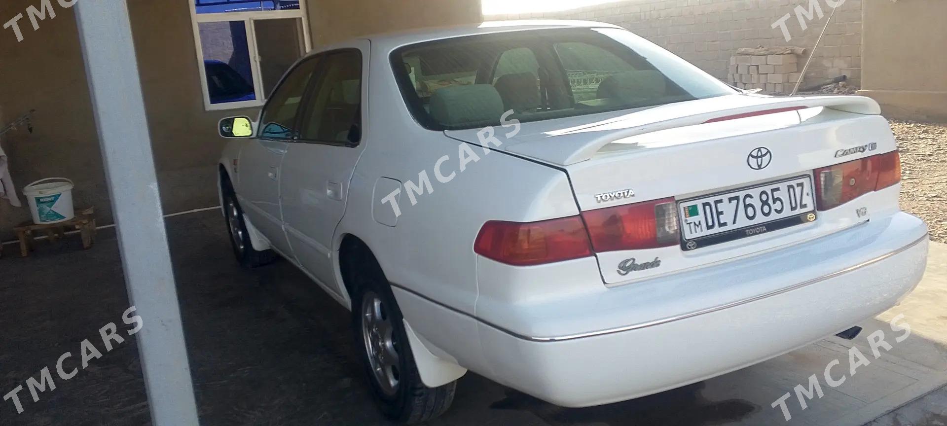 Toyota Camry 1999 - 106 000 TMT - Sarahs - img 4