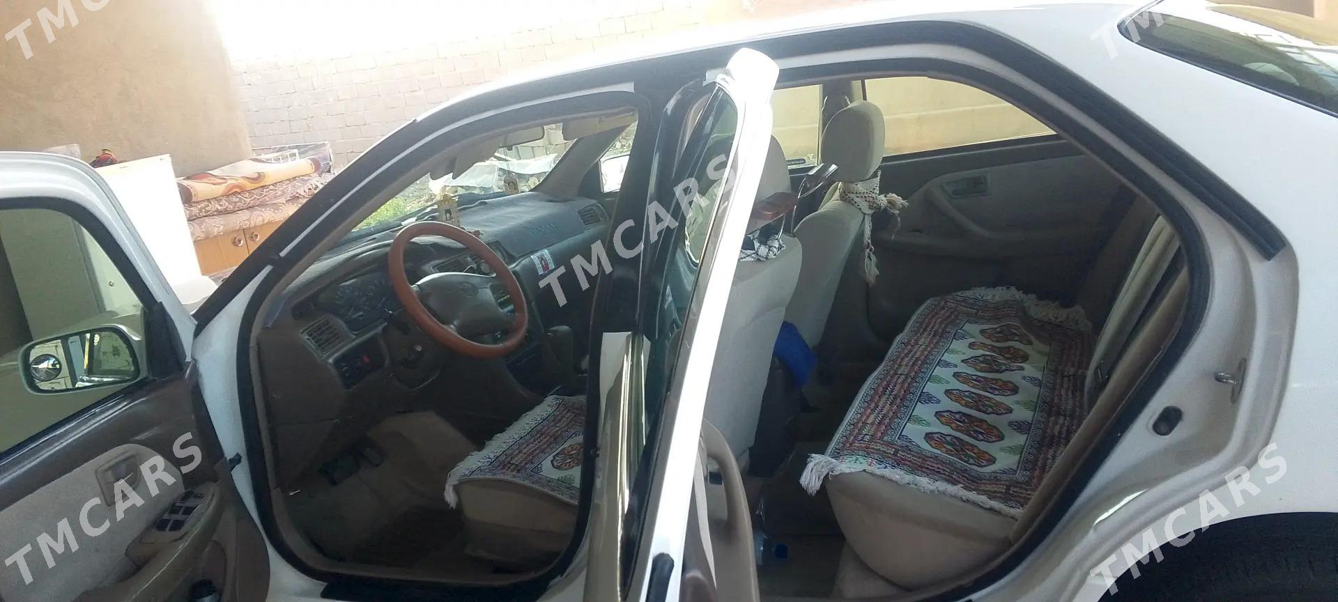 Toyota Camry 1999 - 106 000 TMT - Sarahs - img 3