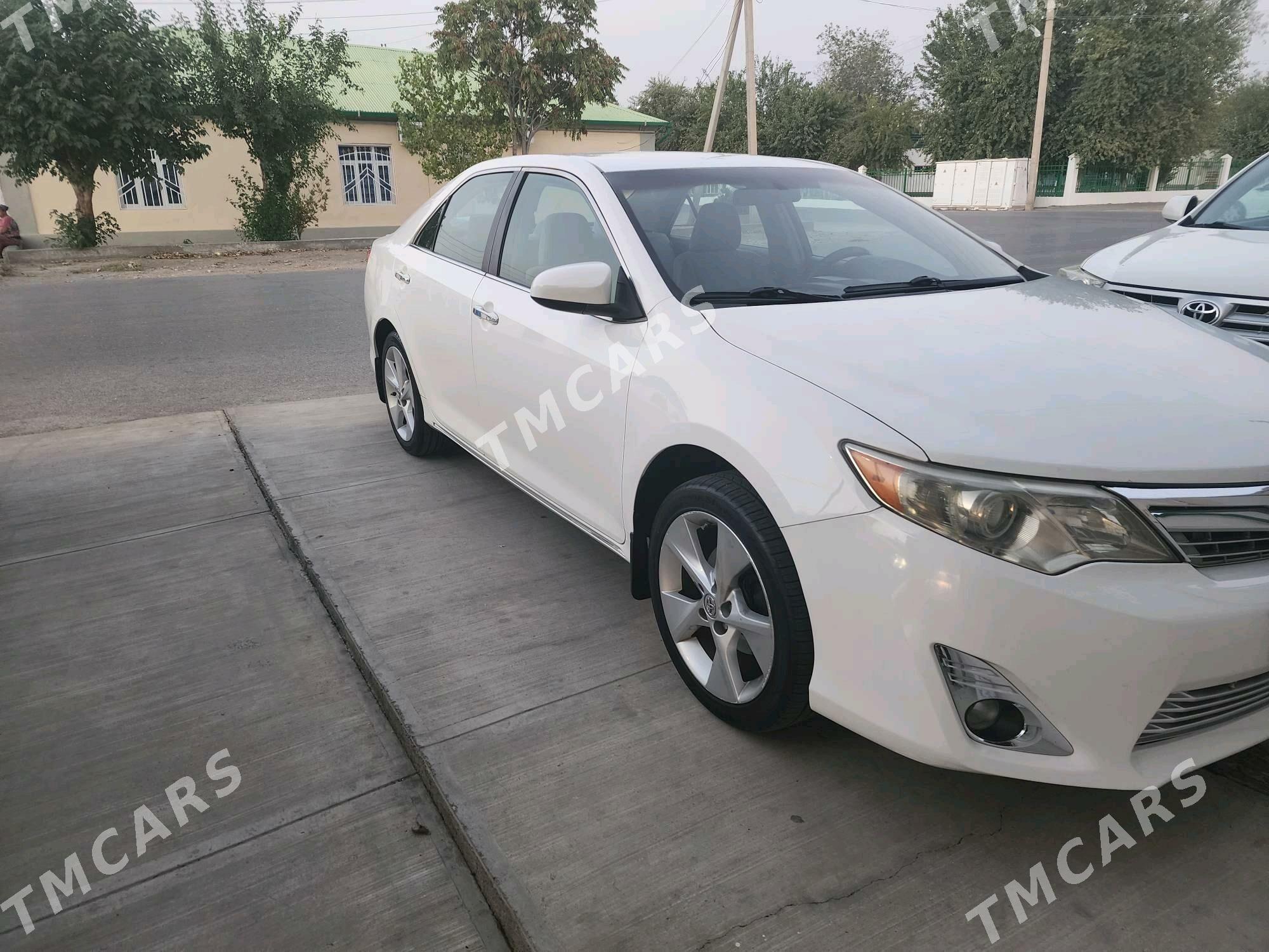 Toyota Camry 2013 - 225 000 TMT - Aşgabat - img 4