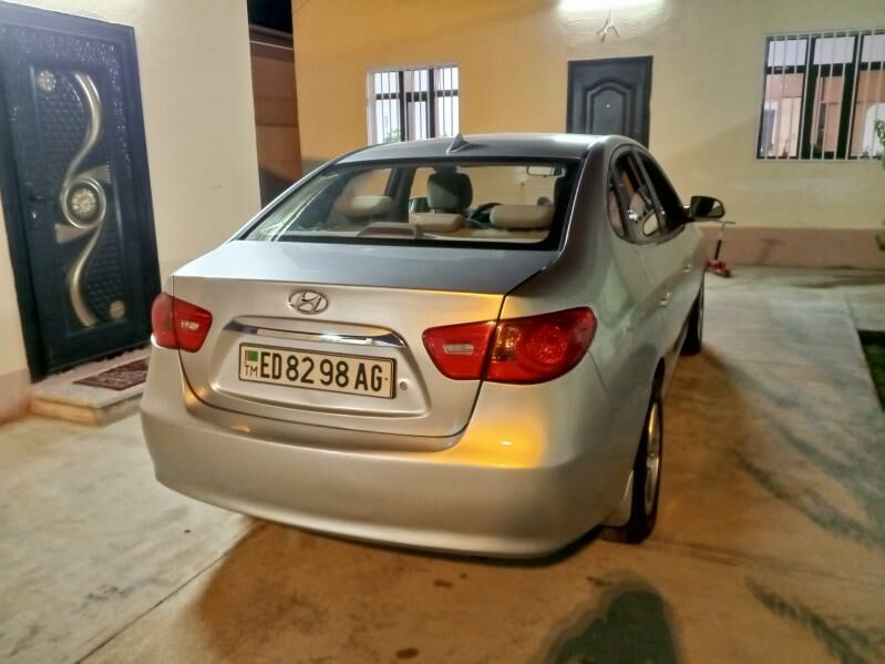 Hyundai Elantra 2009 - 125 000 TMT - Parahat 4 - img 5