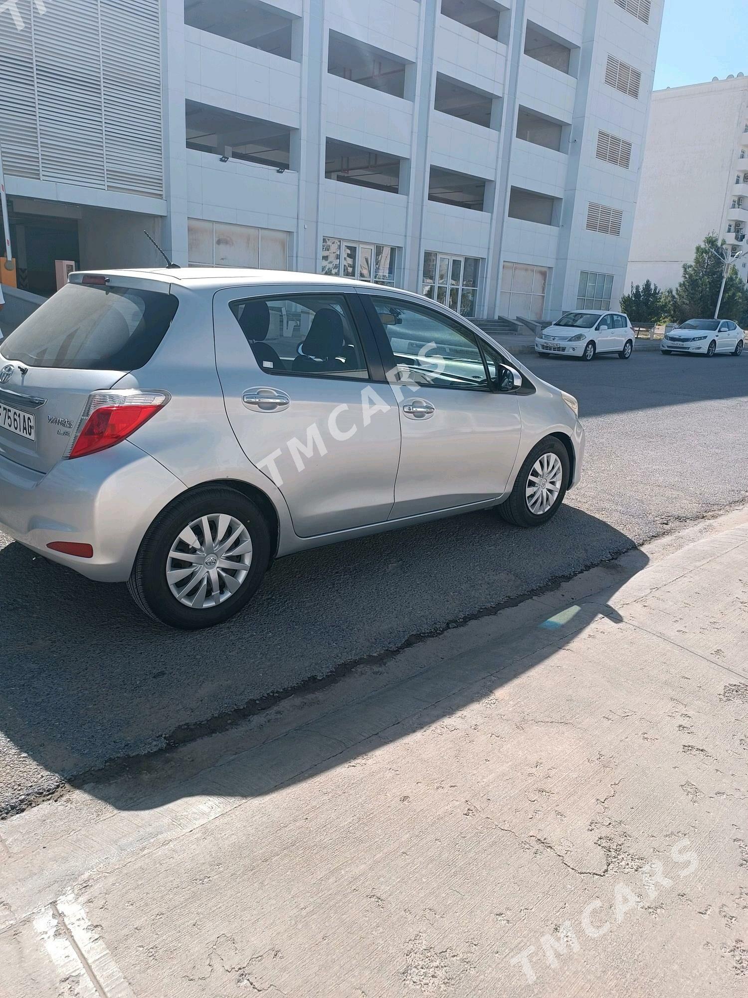 Toyota Yaris 2013 - 135 000 TMT - Aşgabat - img 2