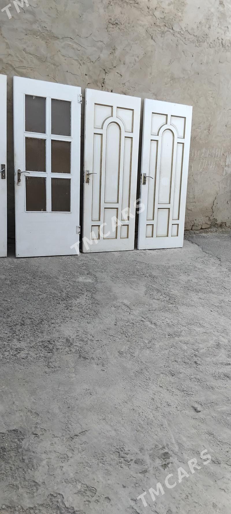 Içgi agyr agac gapy gyssagly - Aşgabat - img 2