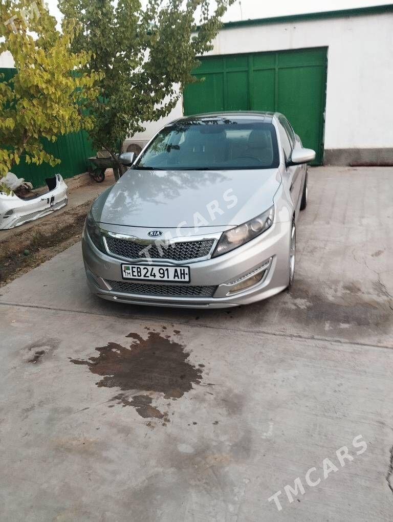 Kia Optima 2011 - 154 000 TMT - Кëши - img 2