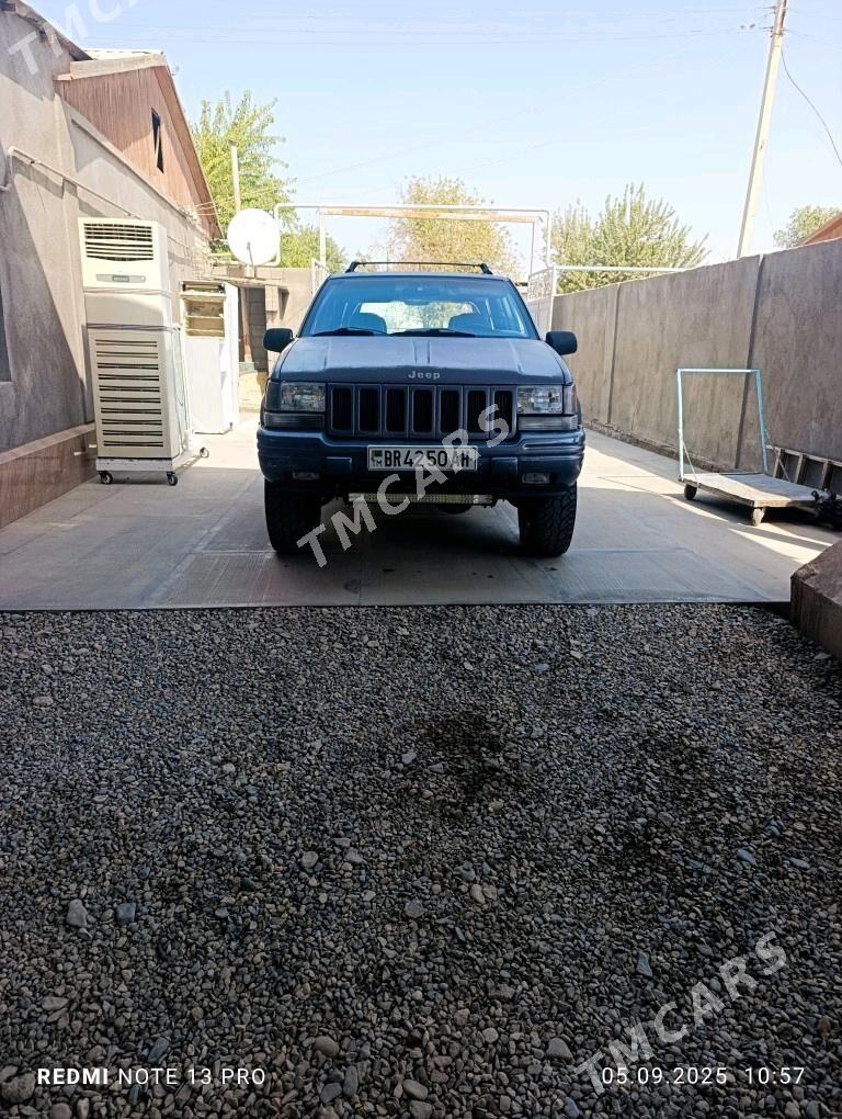 Jeep Grand Cherokee 1996 - 75 000 TMT - Теджен - img 1